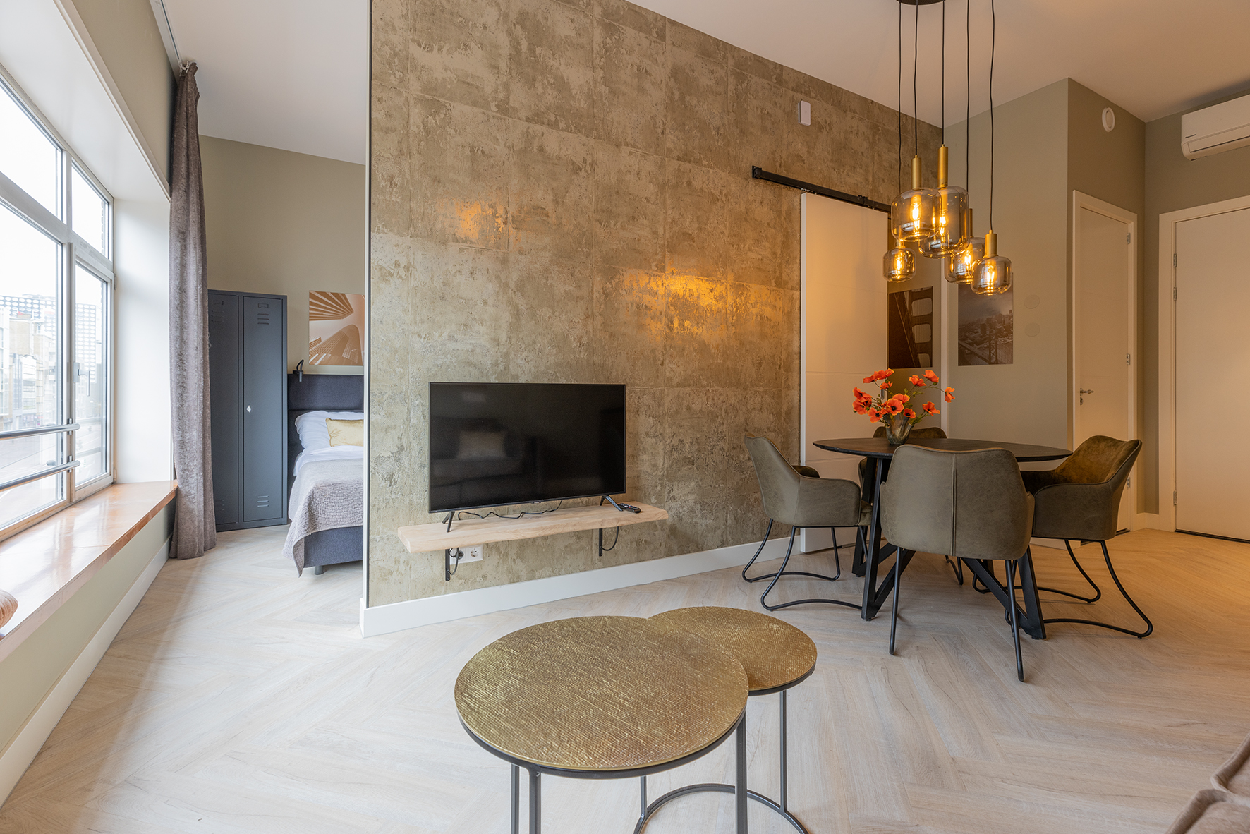 2 Hemdsmouwsteeg, Utrecht 3512 TB, 2 Bedrooms Bedrooms, 8 Rooms Rooms,1 BathroomBathrooms,Appartement,Te huur,Hemdsmouwsteeg,3,1011