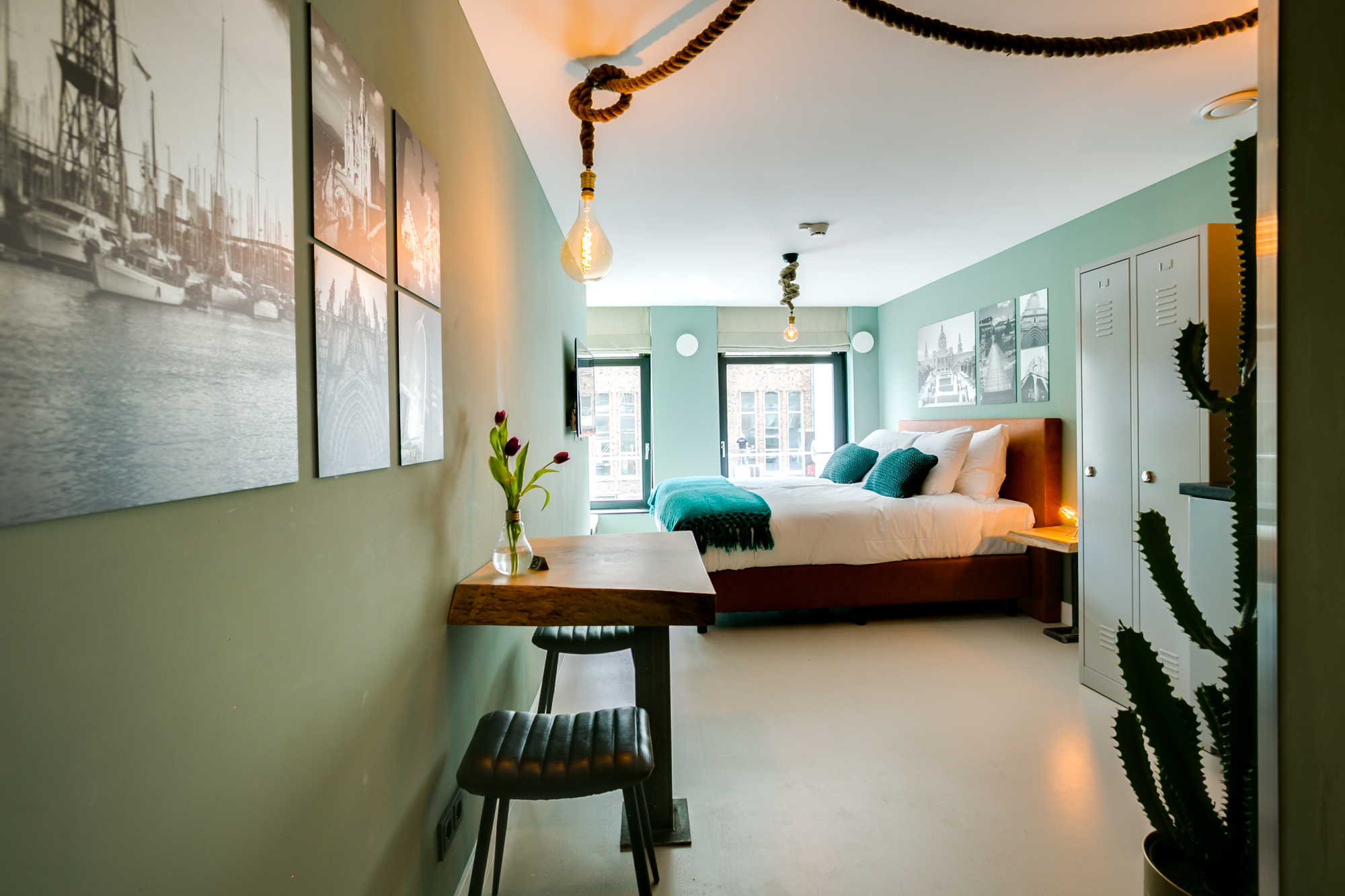 22 Potterstraat, Utrecht 3512 TB, 1 Bedroom Bedrooms, 8 Rooms Rooms,1 BathroomBathrooms,Appartement,Te huur,Potterstraat,1,1014