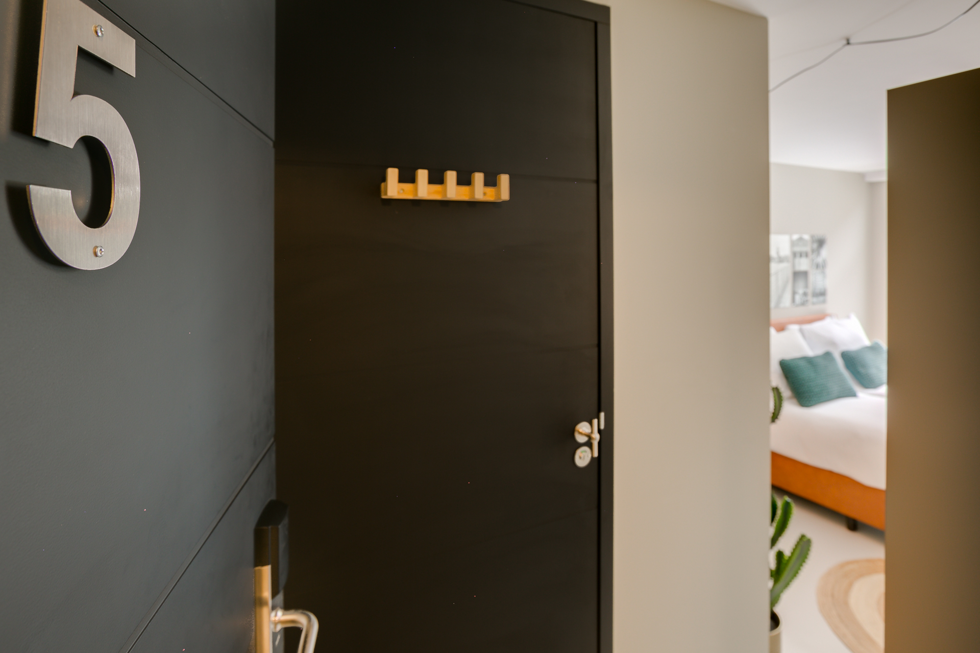 22 Potterstraat, Utrecht 3512 TB, 1 Bedroom Bedrooms, 8 Rooms Rooms,1 BathroomBathrooms,Appartement,Te huur,Potterstraat,1,1017