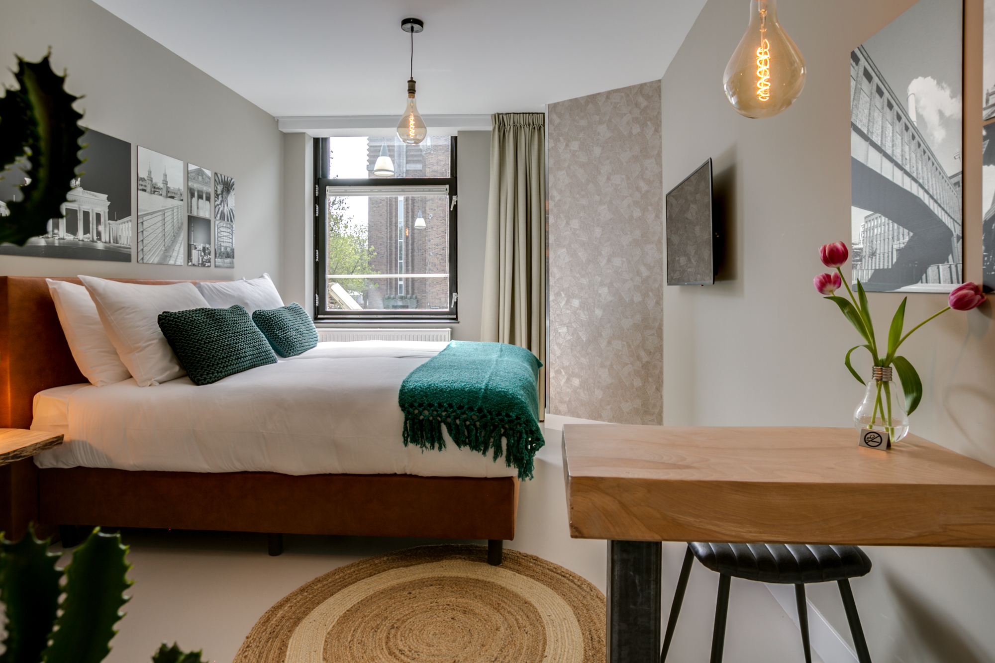 22 Potterstraat, Utrecht 3512 TB, 1 Bedroom Bedrooms, 8 Rooms Rooms,1 BathroomBathrooms,Appartement,Te huur,Potterstraat,1,1017