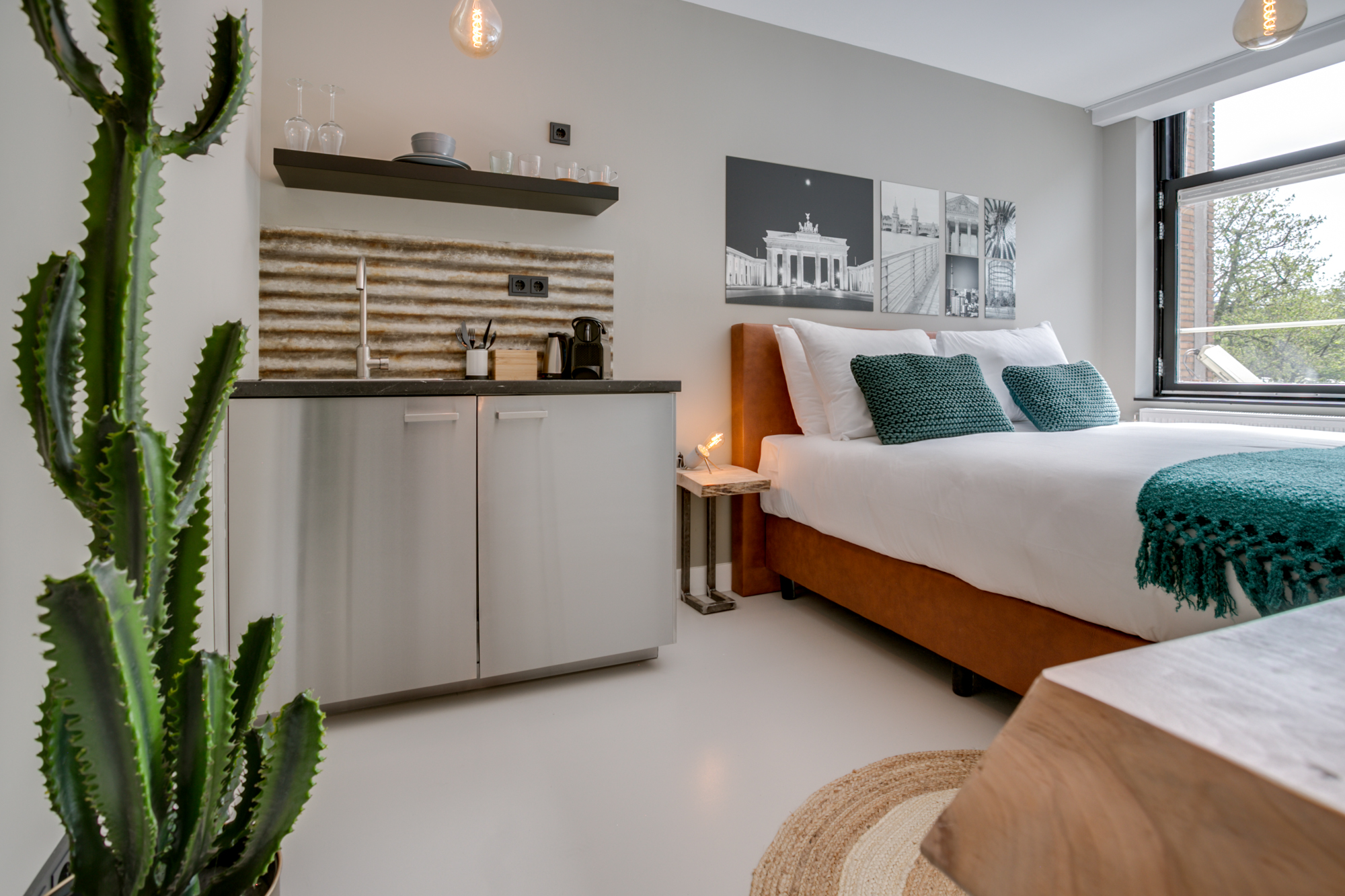 22 Potterstraat, Utrecht 3512 TB, 1 Bedroom Bedrooms, 8 Rooms Rooms,1 BathroomBathrooms,Appartement,Te huur,Potterstraat,1,1017