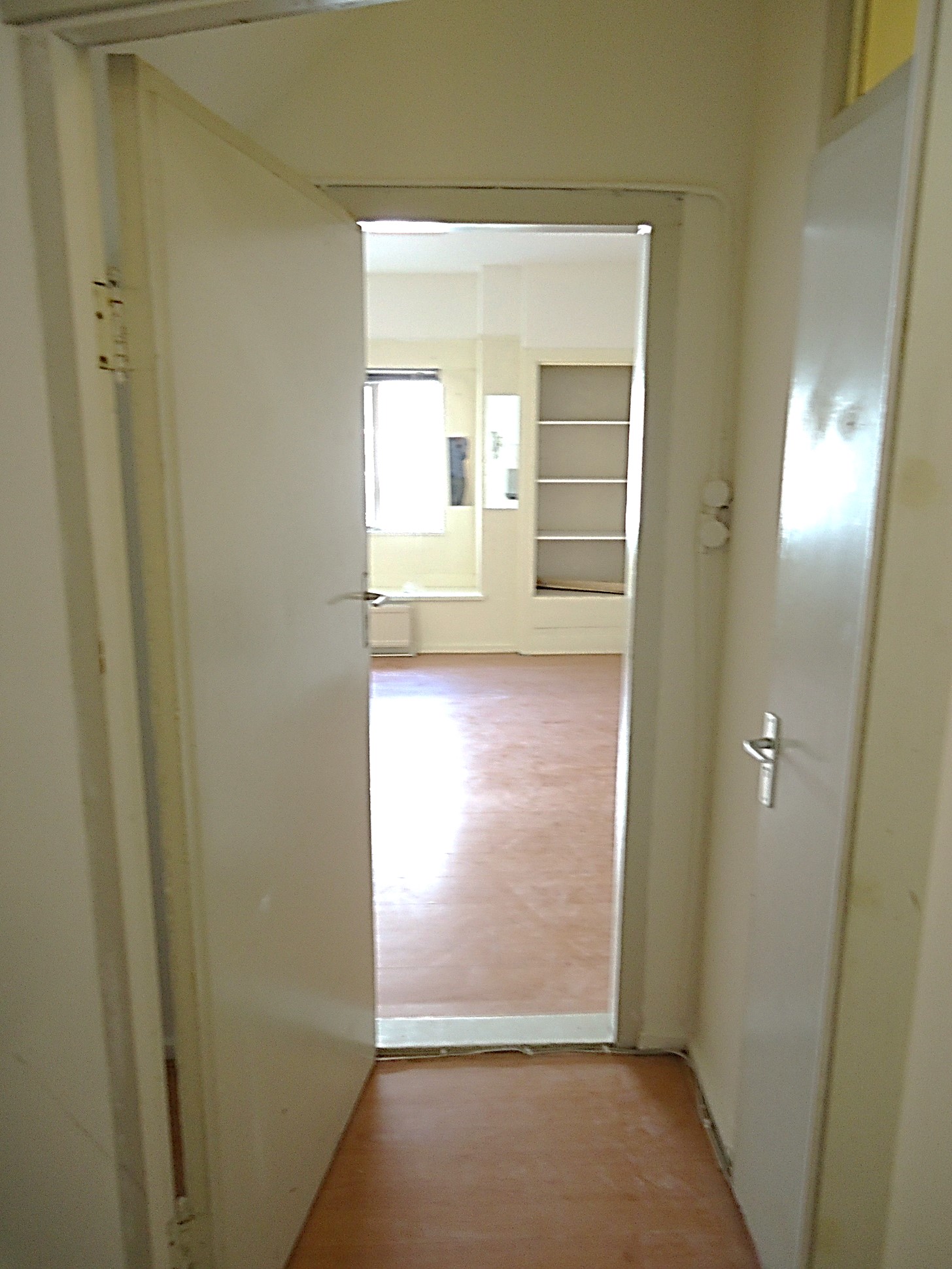 58 Brinklaan, Bussum, 1 Bedroom Bedrooms, 8 Rooms Rooms,1 BathroomBathrooms,Appartement,Te huur,Brinklaan,1,1050
