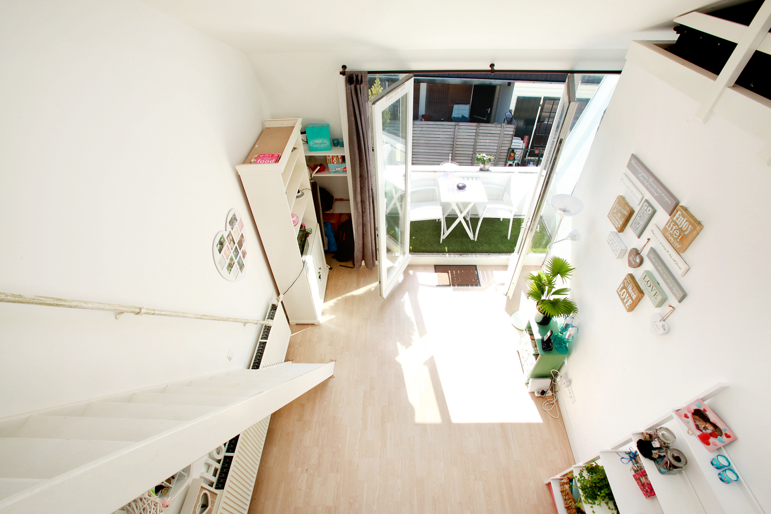 21E Hogeweg, Bussum, 1 Bedroom Bedrooms, 8 Rooms Rooms,1 BathroomBathrooms,Appartement,Te huur,Hogeweg,1,1061