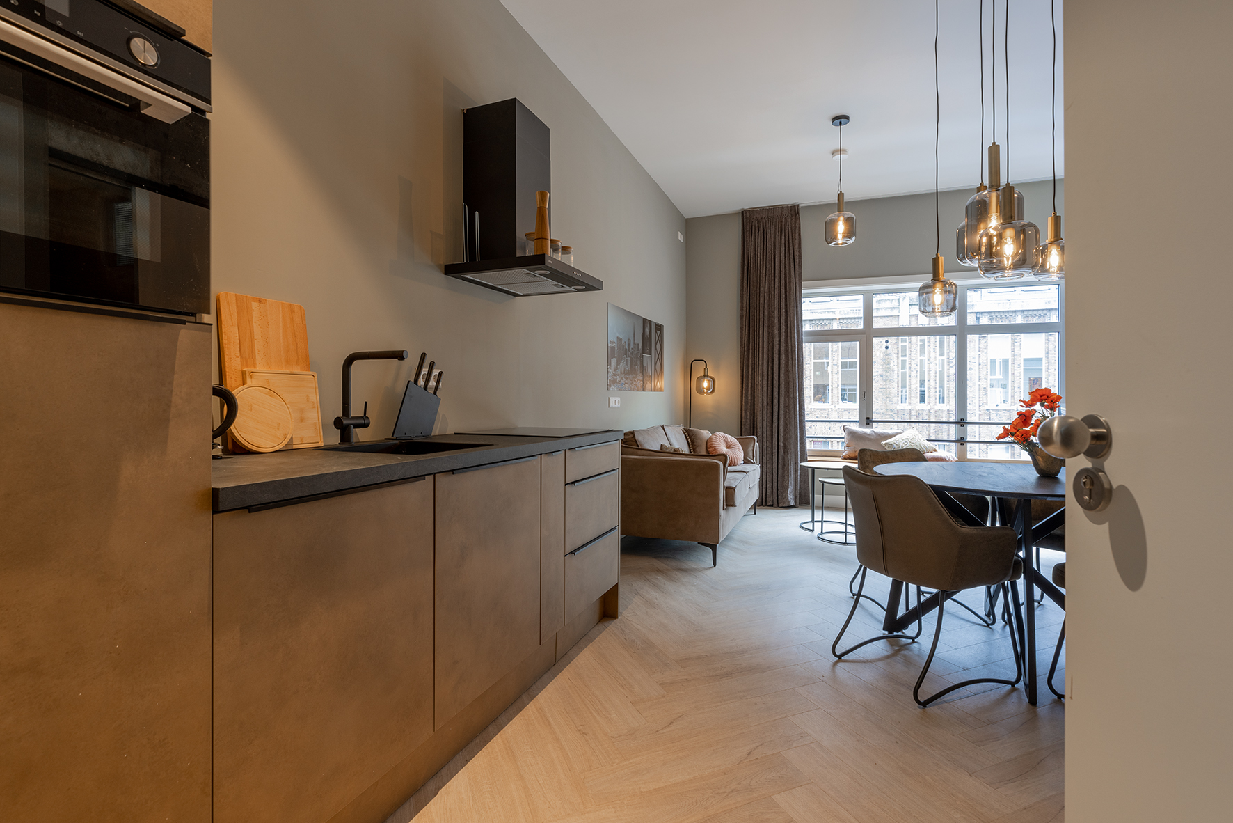2 Hemdsmouwsteeg, Utrecht 3512 TB, 2 Bedrooms Bedrooms, 8 Rooms Rooms,1 BathroomBathrooms,Appartement,Te huur,Hemdsmouwsteeg,1,1006