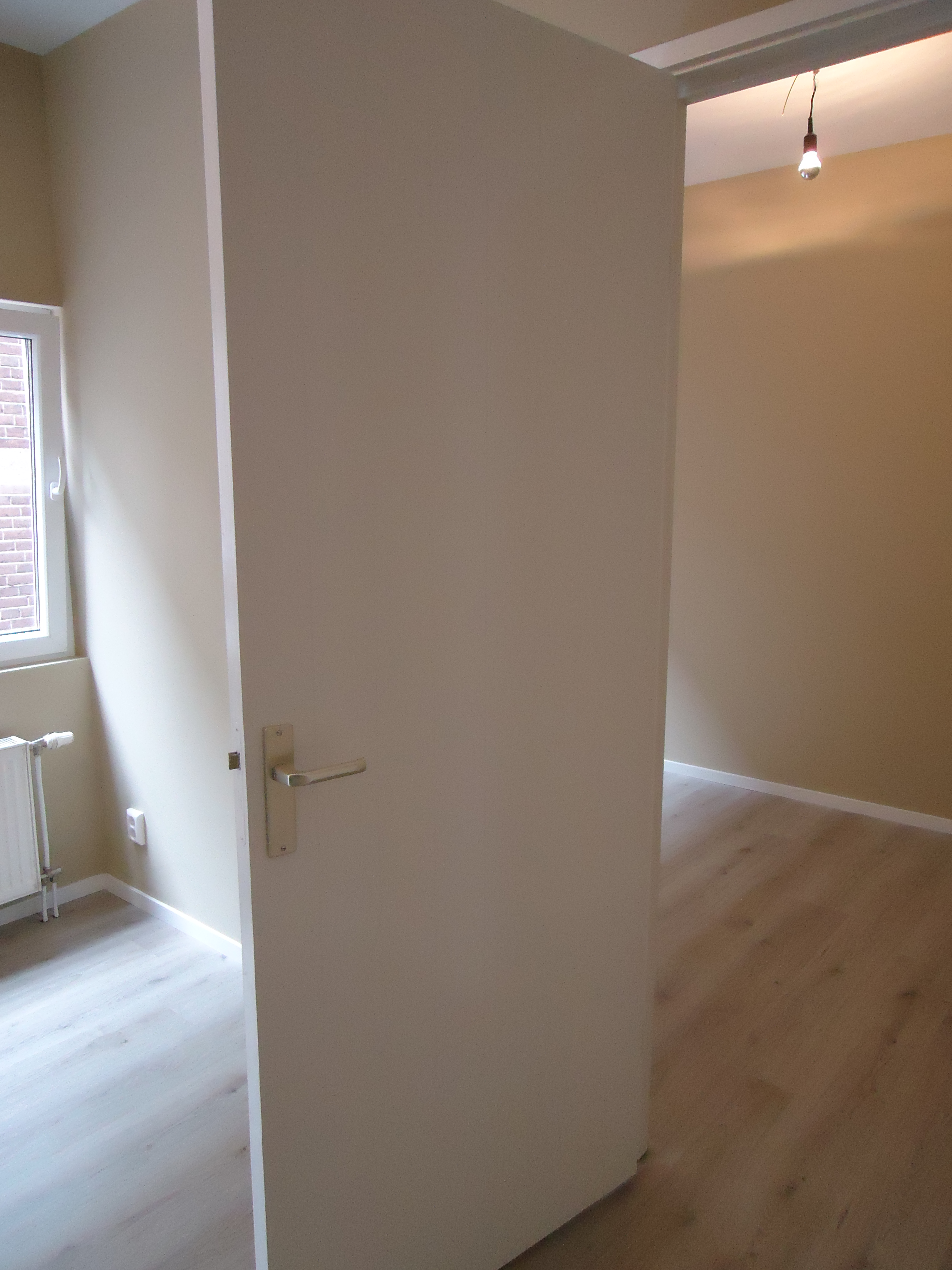 11 kapelstraat, Bussum 1404HT, 1 Bedroom Bedrooms, 8 Rooms Rooms,1 BathroomBathrooms,Appartement,Te huur,kapelstraat,1,1068